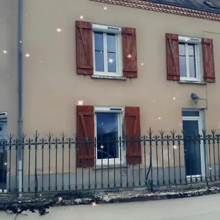 Maison Spacieuse Avec Jardin A Ferienhaus